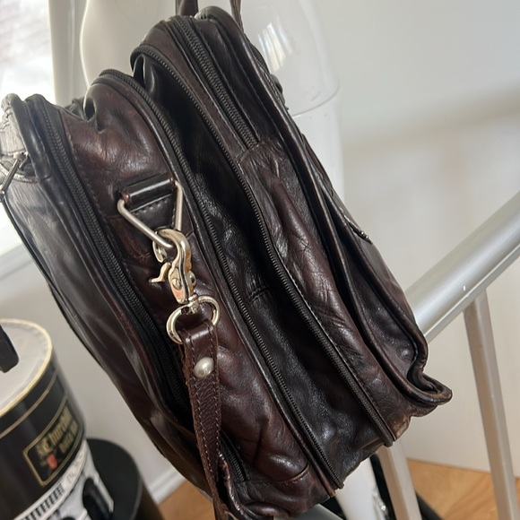 TUMI Alpha Brown Leather Soft Expandable Brief Travel Briefcase w/Shoulder Strap - Picture 8 of 16